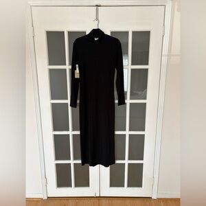 Aritzia Classic Black Long Sleeve Dress